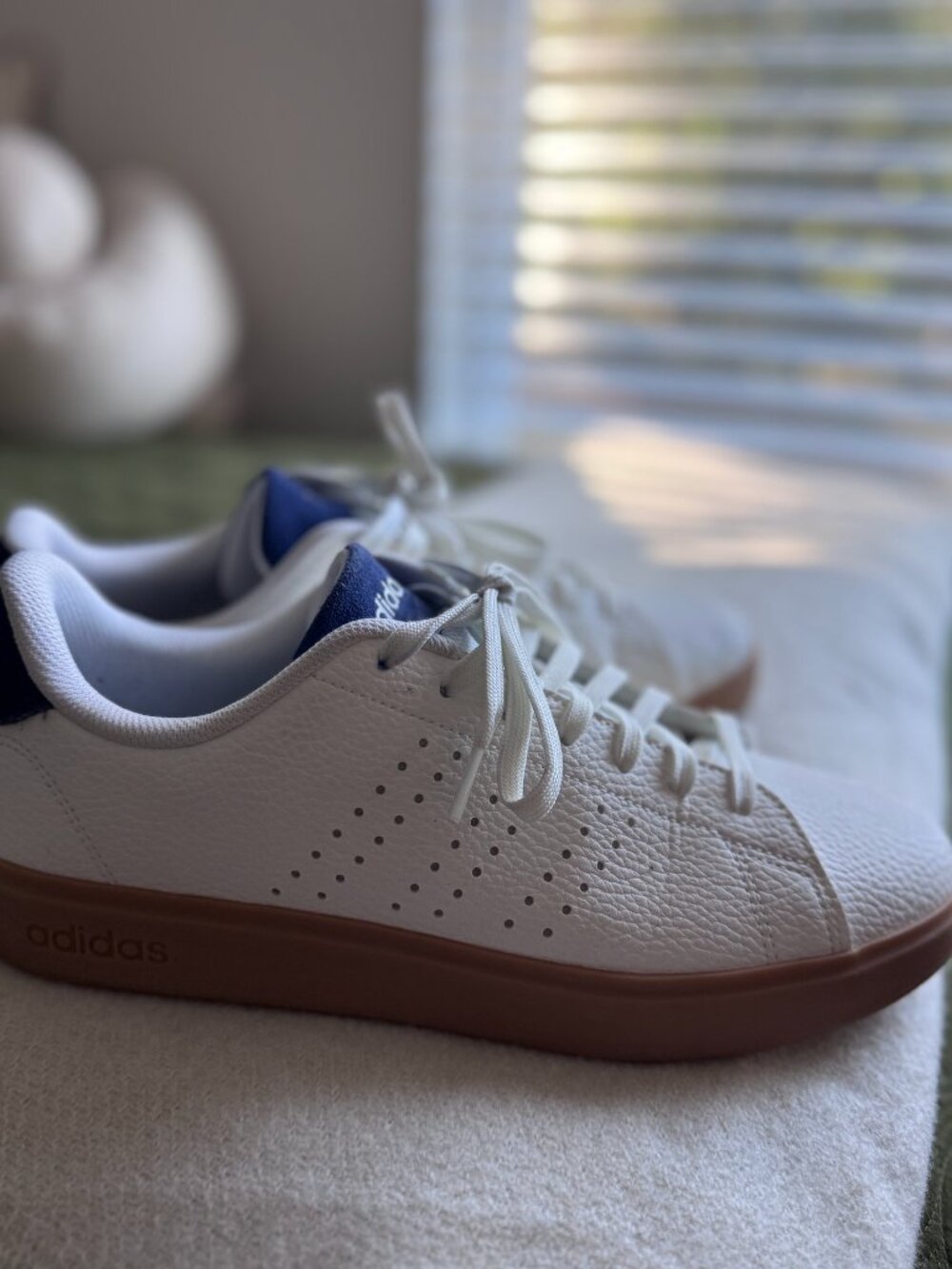 Adias Advantage 2.0 Sneaker Size 9.5